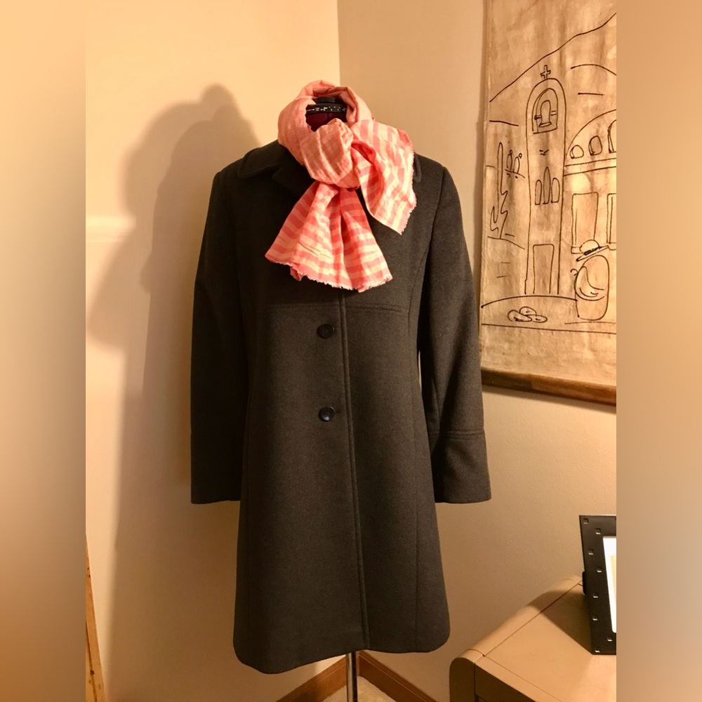 Larry Levine Woman Charcoal Color Coat Size 10